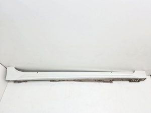 Toyota corolla e21 listwa progowa prawa  75850-02220