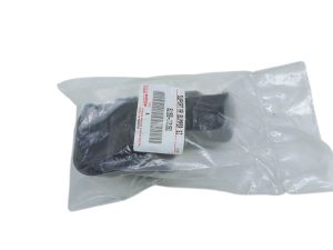 Toyota Corolla E21 ślizg zderzaka prawy tył 52155-02150