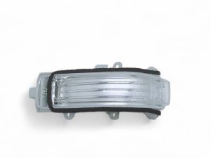 Toyota Urban Cruiser kierunkowskaz lusterka lewy 81740-12150