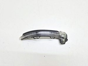Audi A4 kierunkowskaz lusterka lewy 8W0949101