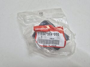 Honda Civic UFO ślizg zderzaka prawy tył  71594-S6A-000