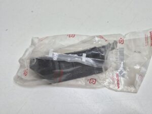 Honda Jazz ślizg zderzaka przód prawy 71193-SAA-003