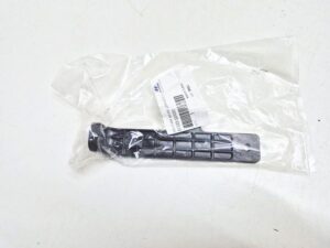 Hyundai i20 mocowanie belki zderzak tył 86633 Q0000