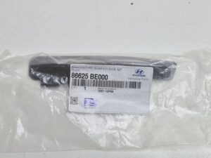 Hyundai Kona mocowanie zderzaka tył lewy 86625 BE000