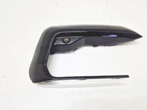 VW Touran R-line  kratka zderzaka prawa 5TA853666H