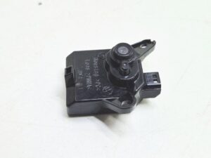Audi podświetlenie lusterka prawe 89A945302C