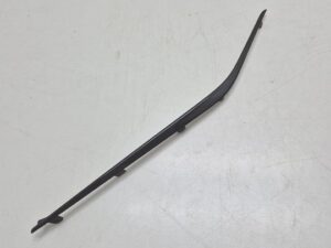 Toyota Auris listwa atrapy czarna prawa 53121-02170